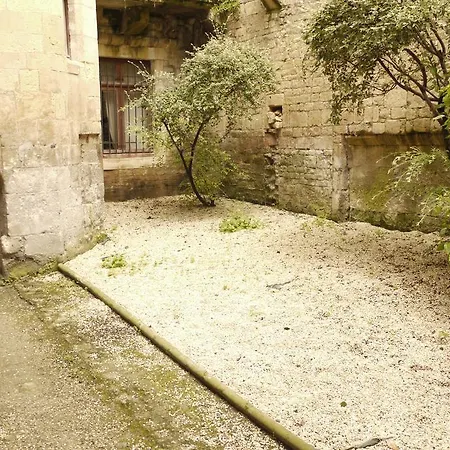 Ecuyere Studio * Caen